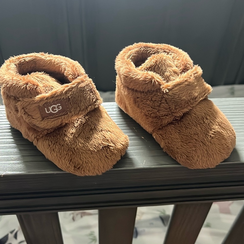 Baby uggs- perfect condition